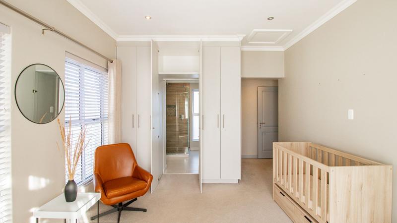 To Let 4 Bedroom Property for Rent in Kingswood Golf Estate Western Cape